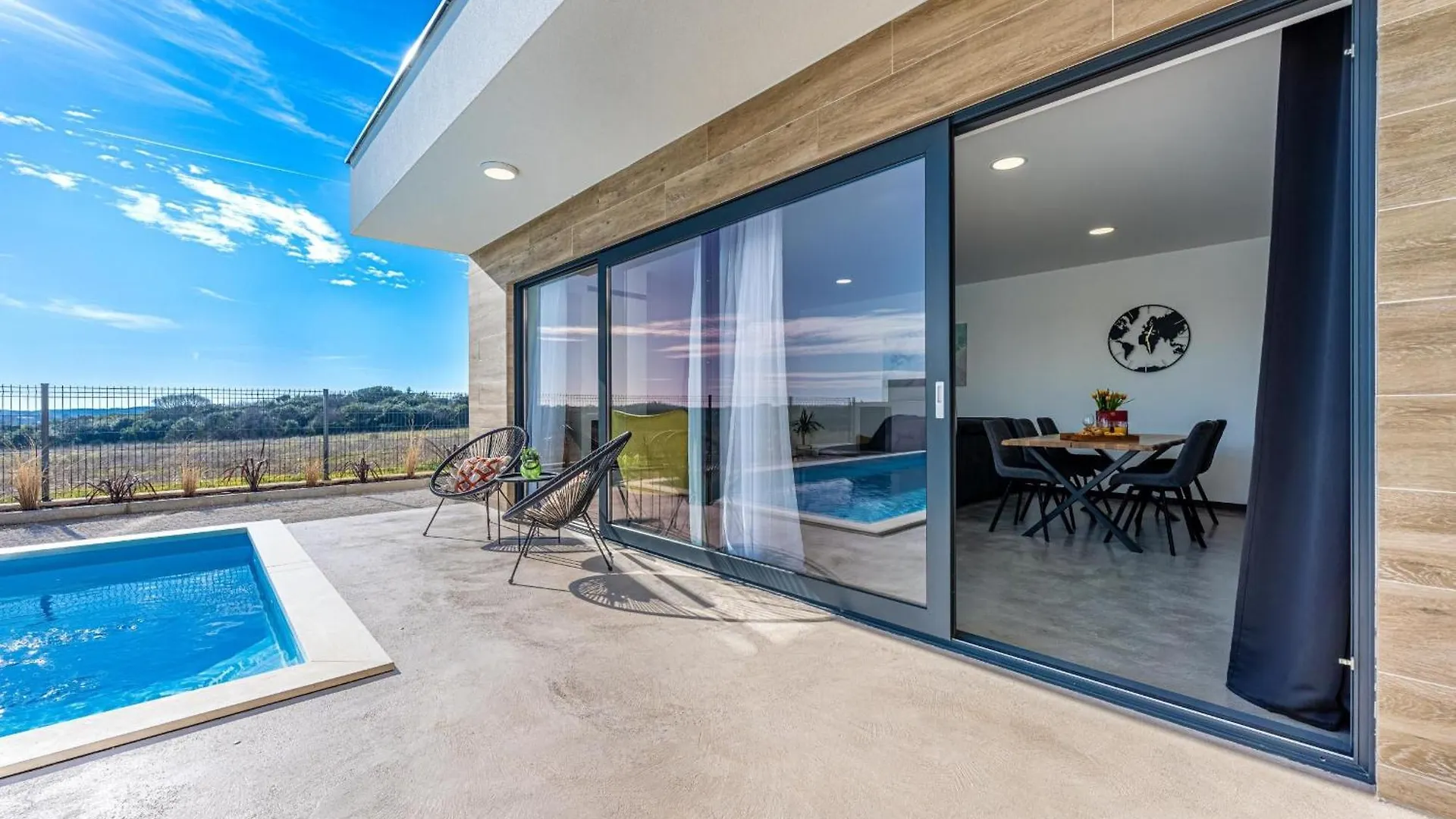 בית נופש פולה Villa Aura קרואטיה