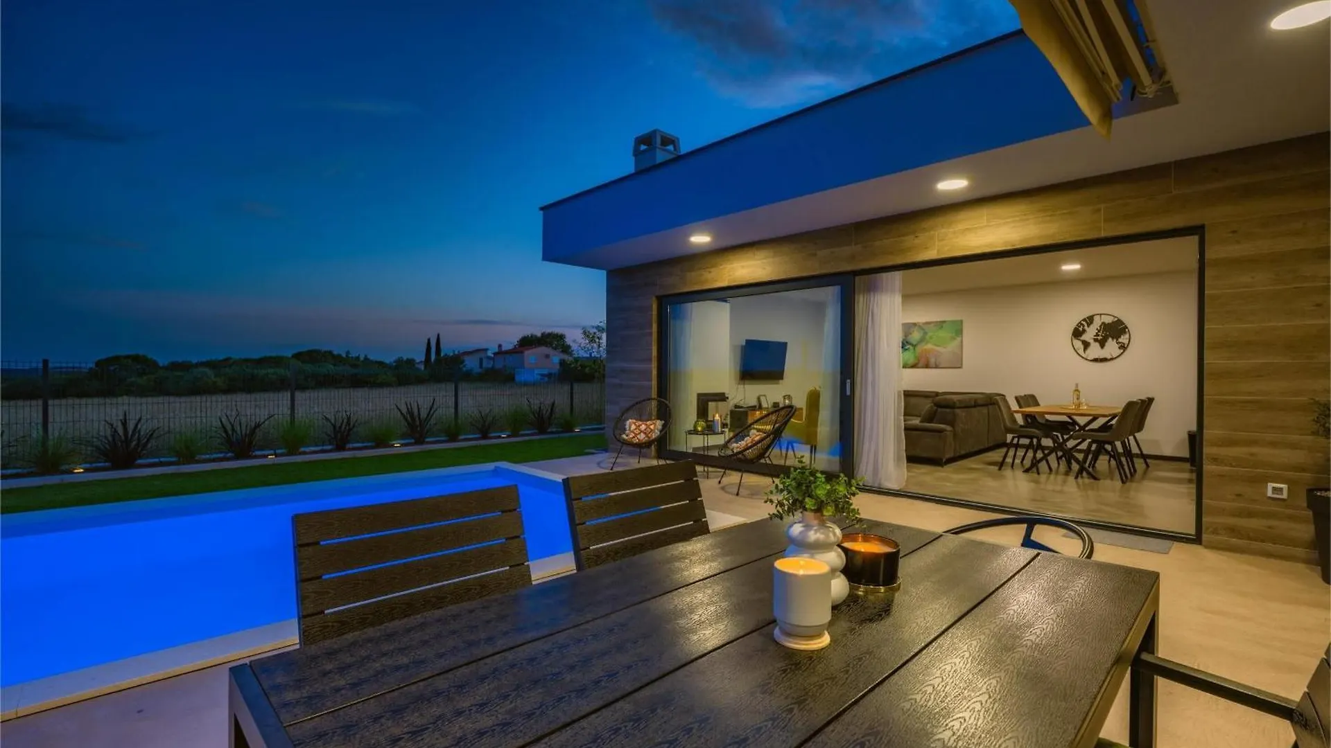 בית נופש פולה Villa Aura